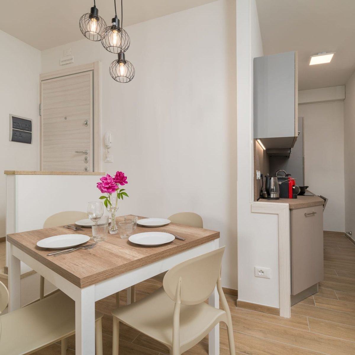 Beautiful house Sirmione Italy apartments Ond